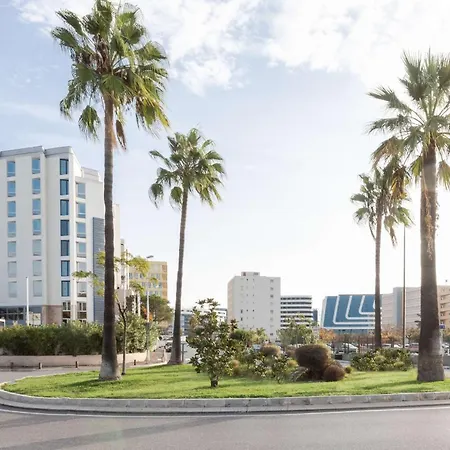 Hotel Radisson Airport 4*