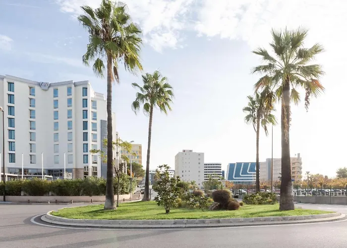 Hotel Radisson Airport 4*