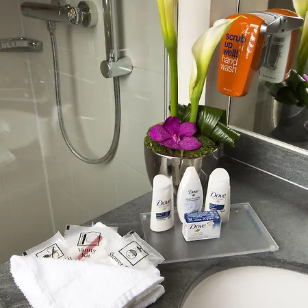 Radisson Airport Hotel 4*