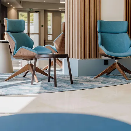 Radisson Airport 4* Nice