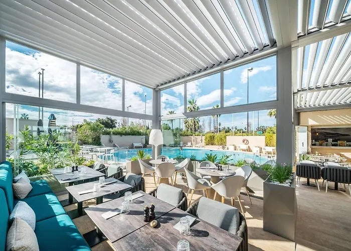 Radisson Airport 4* Nice