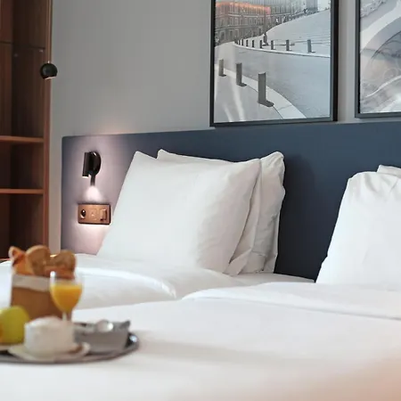 فندق Radisson Airport نيس