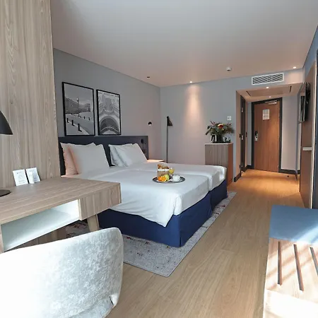 فندق Radisson Airport نيس