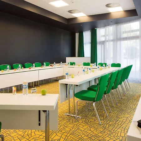 Radisson Airport Hotel 4*