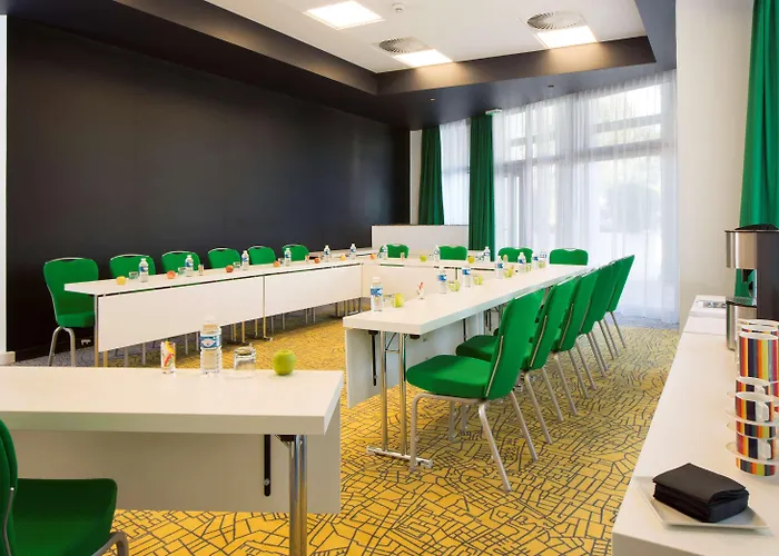 Radisson Airport Hotel 4*